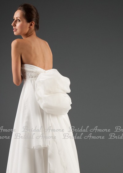 ブライダルアモーレのウェディングドレスの一覧-ウェディング・クリップ
